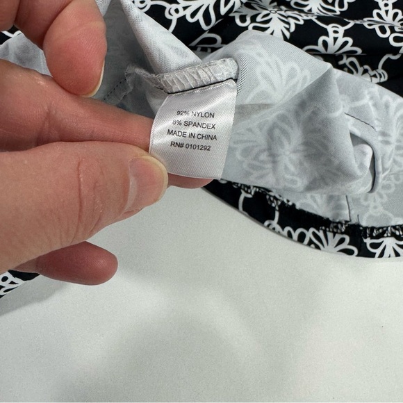Lulu B Button Front Shirt Nylon Size Medium Black White - Picture 3 of 6